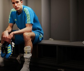 kaiyun中国-红蓝生死劫，巴萨头槌破门点球绝杀，维尼修斯独木难支吞三连败苦果，红蓝生死劫，巴萨头槌点球绝杀，维尼修斯独木难支吞三连败